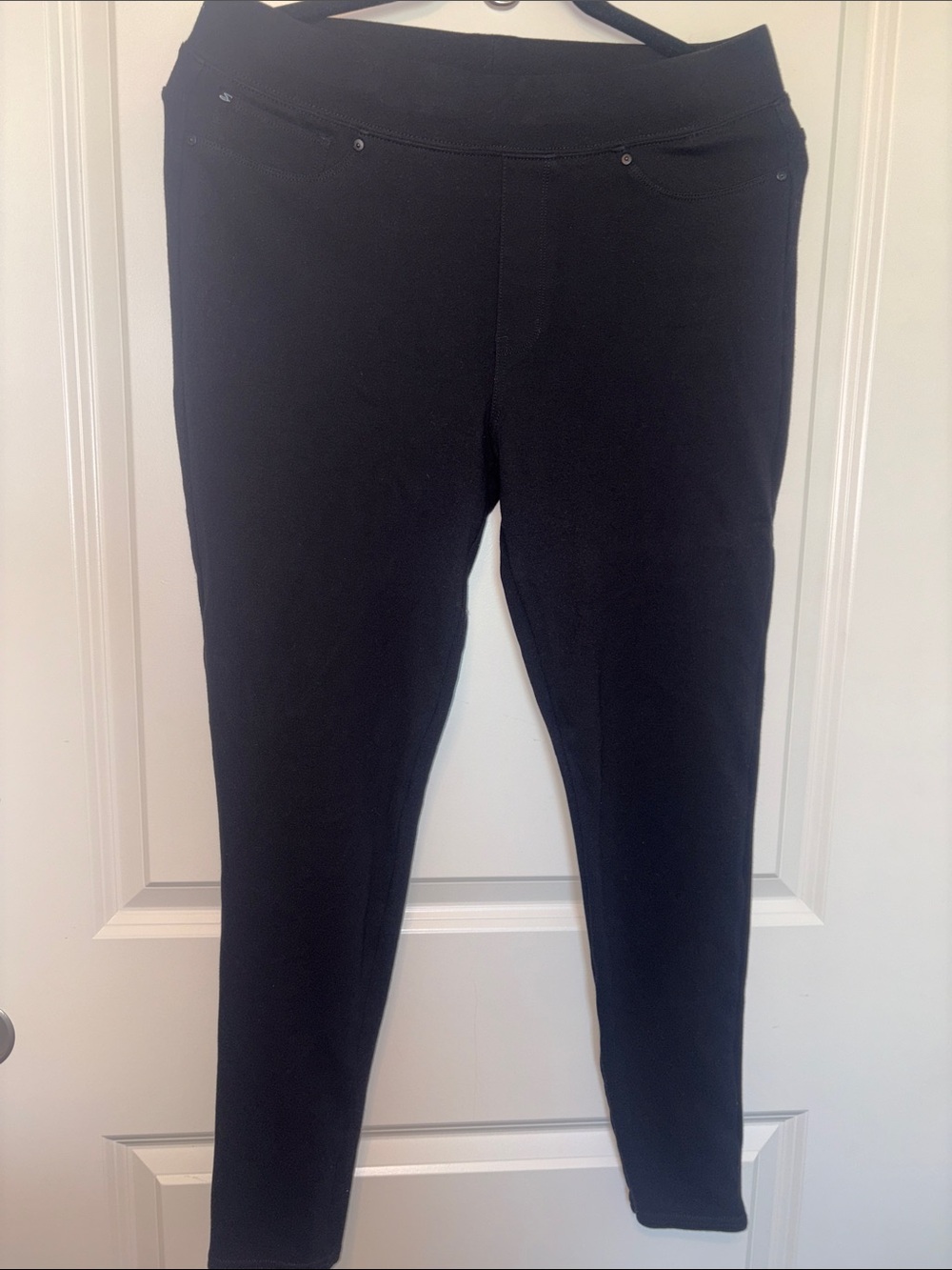 Seven7 Black Stretch Jeggings